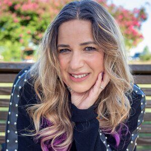 Meet your Posher, Nicole